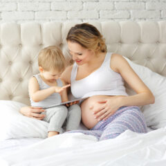 Best Ways to Prepare Your Toddler for a New Sibling