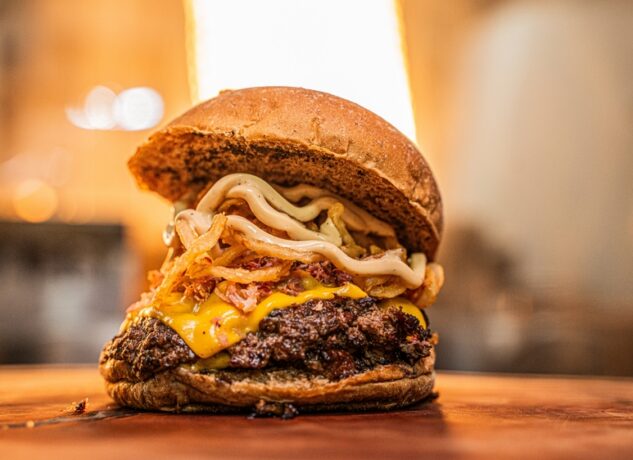 Smashed Burgers and the Global Obsession with Crispy Beef Patties