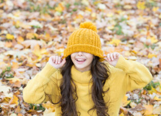 6 Creative Ways to Style Winter Knits for Spring