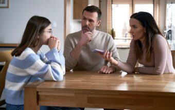 120 Simple Questions That Build Stronger Bonds With Your Teen