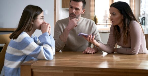 120 Simple Questions That Build Stronger Bonds With Your Teen