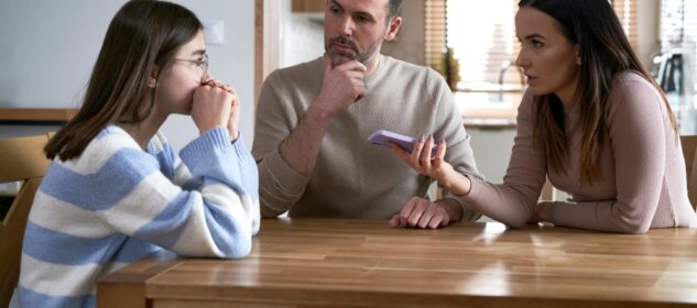 120 Simple Questions That Build Stronger Bonds With Your Teen