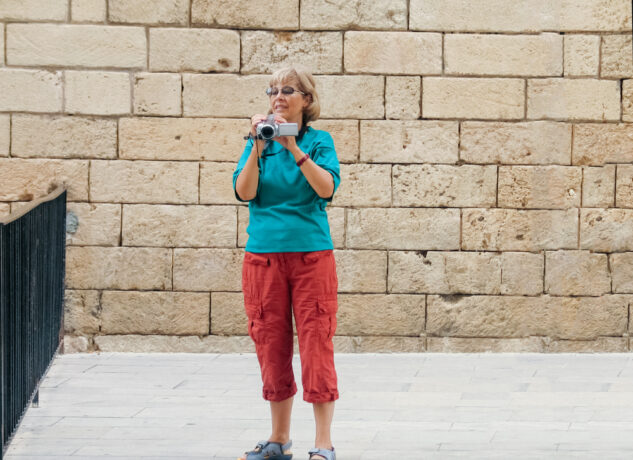Capri Pants Are Back and These Shoes Make Them Look Incredibly Chic