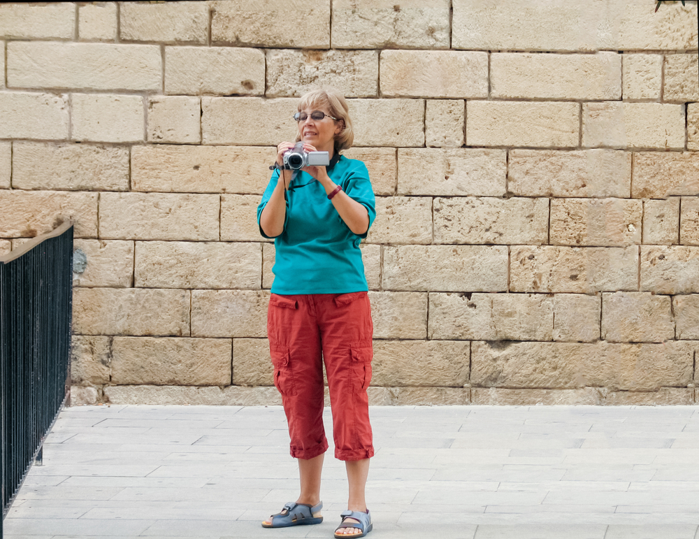 Capri Pants Are Back and These Shoes Make Them Look Incredibly Chic