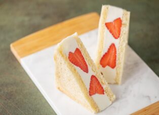 Fluffy Fruit Sandos That Turn Summer Fruit Into a Dreamy Treat