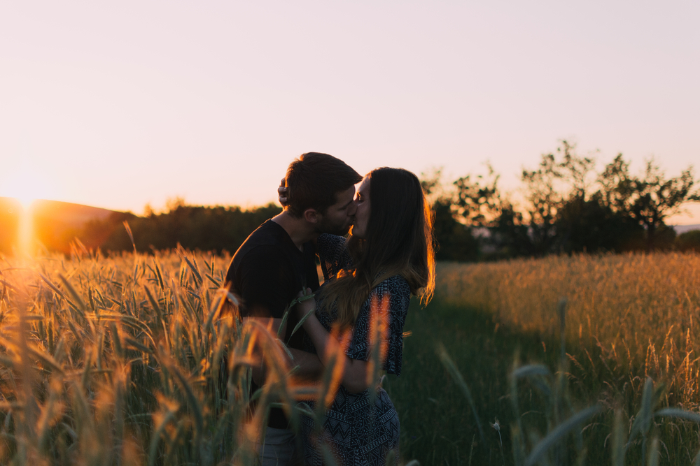When Six Seconds Kiss Can Change a Relationship