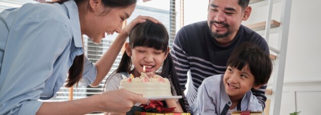 Should Siblings Get Birthday Gifts Here’s What Child Experts Really Think