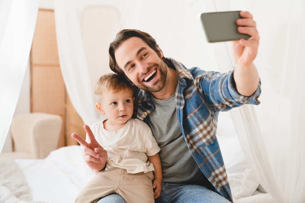 Why More Parents Are Quietly Deleting Their Kids From Social Media?