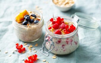This Overnight Oats Trick Makes Busy Mornings So Much Easier