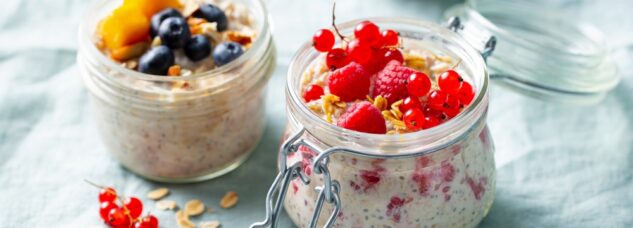 This Overnight Oats Trick Makes Busy Mornings So Much Easier