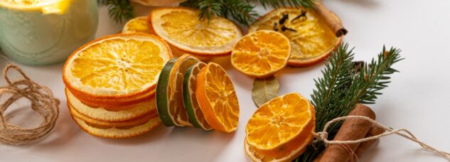 How to Make a Cinnamon Stick and Dried Orange Garland?