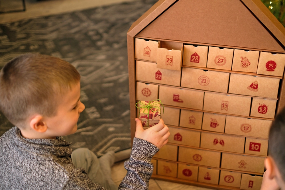How to Make a Matchbox Advent Calendar Kids Will Actually Love