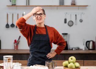 8 Kitchen Mistakes That Are Making Your Food Taste Bland